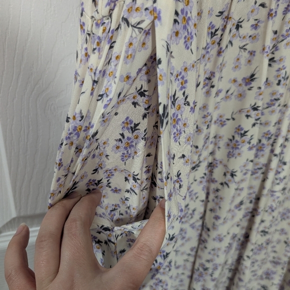 NWT Torrid Ditsy Floral Dew Challis Halter Hi Low Dress in Size 2 (18/20) - Picture 8 of 15